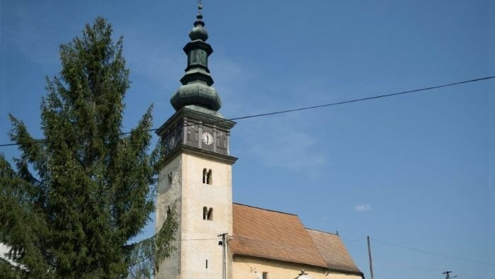 Neviditeľná záhada oltára v Ochtinej