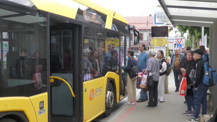 Raši solicita una segunda convocatoria para adquirir autobuses de cero emisiones