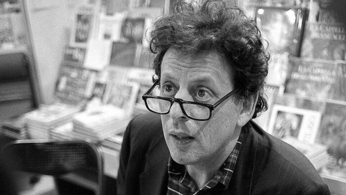 Čítanie z listov slávnych – Philip Glass