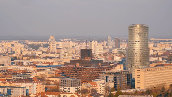 Slovenský-rozhlas-budova-bratislava