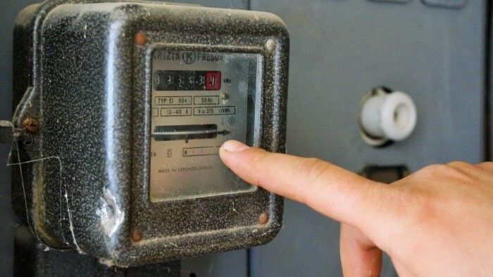 Výkyvy cien elektriny pre teplo a sucho nepocítia