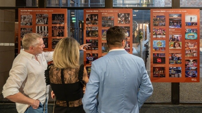 ON AIR: Výstava v obrátenej pyramíde