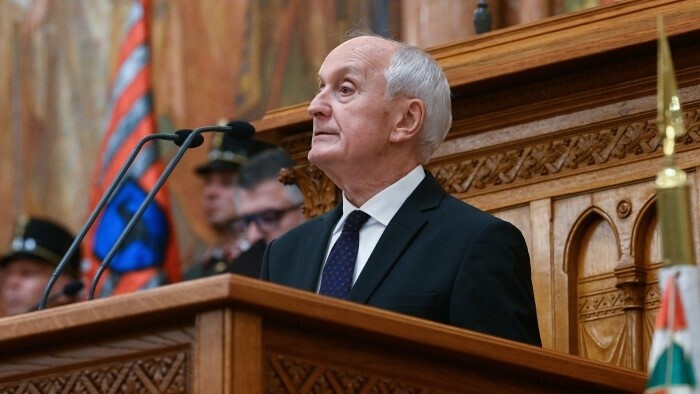 П. Пеллегрини поздравил А. Бака с избранием на пост президента Венгрии
