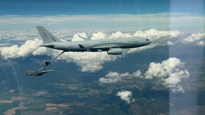 En Eslovaquia se realiza el primer repostaje en vuelo de cazas F-16