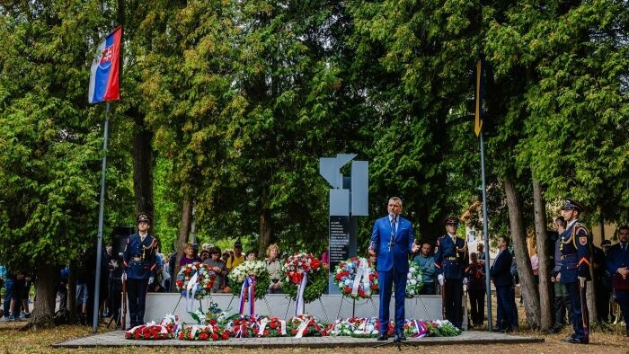 Pellegrini recuerda el sufrimiento y el heroísmo durante el Levantamiento Nacional Eslovaco