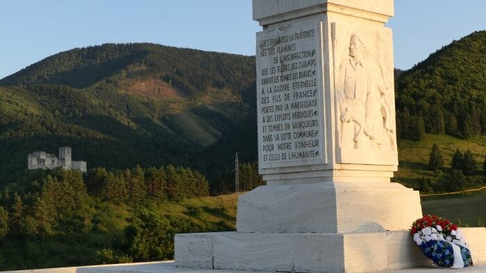 Hommage aux résistants français en Slovaquie