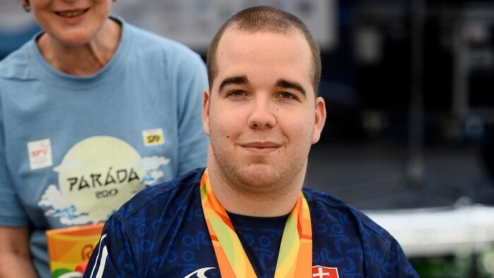 Bez limitov: Samuel Andrejčík a jeho paralympijské medaily