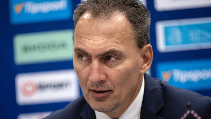 HOKEJ: Šatan pred začiatkom TL