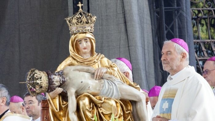 Descubrimos porque la Santísima Virgen María de los Siete Dolores es la patrona del país
