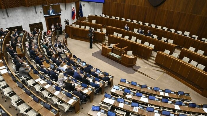 La división del país en dos lados opuestos es el mayor problema de Eslovaquia, según el Presidente