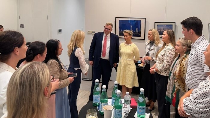 Kulturministerin Šimkovičová traf sich in New York mit Lehrkräften