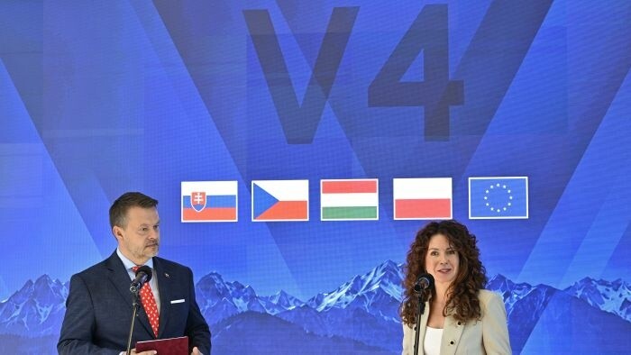 Budúcnosť regiónov aj eurofondov        