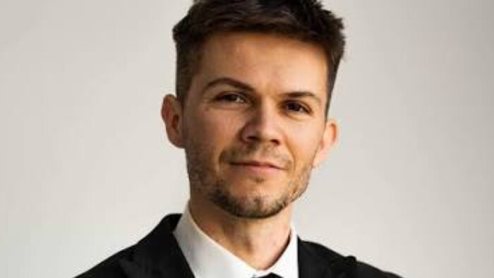 Jaroslav Varchola a Marta Lukačišinová z Bratislavského univerzitného kolégia spúšťajú nový projekt dialektickej výučby