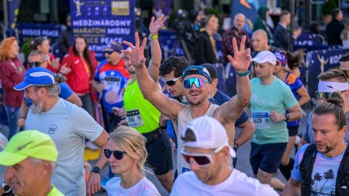 Más de 19.000 corredores participaron en el Maratón Internacional de la Paz de Košice