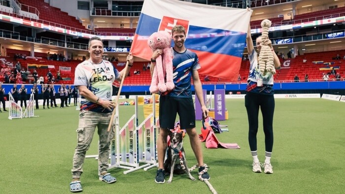 Majstri sveta v agility Zdenek Smrček a Sia v Ráne na eFeMku