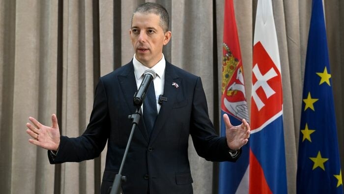 La Iniciativa de los Serbios en Eslovaquia denuncia la imposibilidad de votar en Bratislava