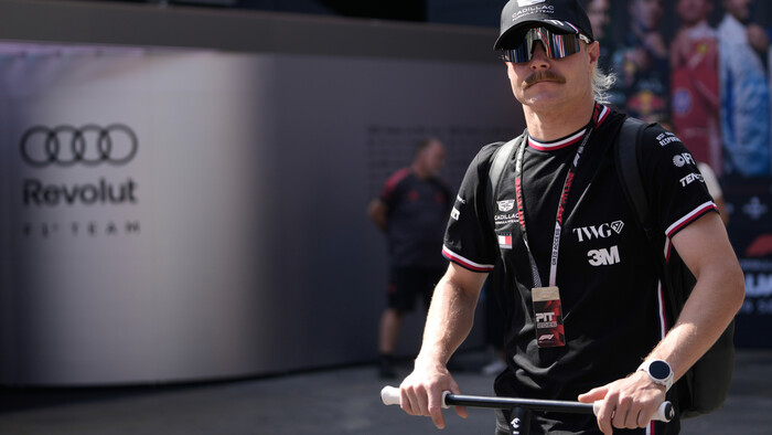 MOTO: Valtteri Bottas vymenil formulu za bicykel