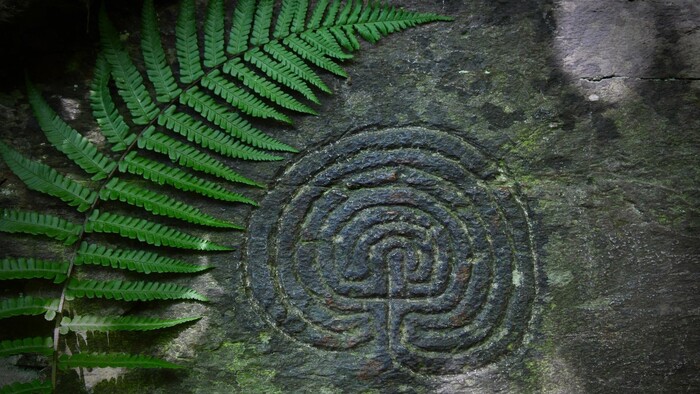 Labyrinty ľudských ilúzií