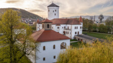 budatínsky hrad 16x9.png