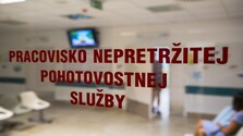 Kosť v hrdle, alkohol a jeden zvláštny prípad: Počas Štedrého dňa ošetrili lekári na pohotovostiach v Bratislave stovky ľudí