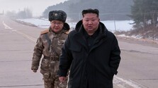 KĽDR prvýkrát v tomto roku testovala rakety, Kim Čong-un nepriamo odkázal na intervenciu USA vo Venezuele