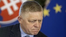 Robert Fico navrhuje prázdniny na emisné povolenky. Vysoké ceny energií treba podľa neho riešiť radikálne