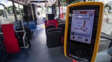 Zľavy z pokuty za cestovanie v MHD bez lístka: Dopravný podnik Bratislava chce motivovať k nákupu dlhodobých električeniek