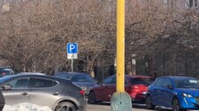 Zmeny v parkovacej politike v Košiciach preveruje komisárka, ŤZP môžu zadarmo stáť len na špeciálnych miestach