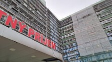 Rekonštrukcia popradskej nemocnice je v záverečnej fáze. Šesť poschodí je hotových, nové oddelenia postupne otvárajú