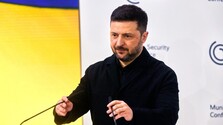 Vladimir Putin dúfa, že by mohol získať časť Ukrajiny rovnako, ako Hitler časť Československa, povedal Zelenskyj