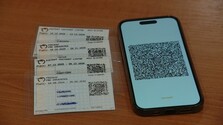 Namiesto karty QR kód v telefóne: Železničná spoločnosť zavádza digitálny zľavový preukaz, seniorom to však nemusí vyhovovať
