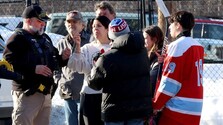 VIDEO/FOTO: Mládežnícky hokej sa zmenil na horor. Strelec na Rhode Islande zastrelil dvoch ľudí, následne aj sám seba