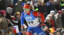 Sledujte NAŽIVO biatlon: Hromadný štart žien. Posledné preteky Bátovskej Fialkovej v profesionálnej kariére