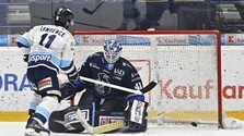 Hokejisti Nitry sú už len krok od postupu do finále, Popradu uchmatli aj druhý domáci zápas