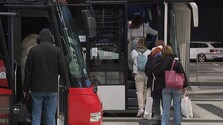 Konkurenčný boj medzi dopravcami: Cestujúci z Bratislavy na letisko vo Viedni zaplatia za lístky na autobus menej