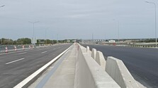 Autá smerujúce do Bratislavy už môžu prechádzať priamo cez opravenú a rozšírenú autostrádu