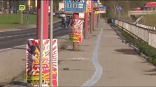 Diery, stĺpy a nadrozmerné reklamy: V Ružomberku pribudol nebezpečný cyklochodník, vyskúšali sme si ho aj my