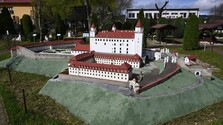 Okolo Slovenska za jeden deň: V Parku miniatúr za 25 rokov postavili vyše sto zmenšenín hradov, kaštieľov a kostolov