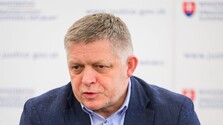 Robert Fico telefonoval s Péterom Magyarom. Premiér priblížil, ako prebiehal rozhovor s budúcim lídrom Maďarska