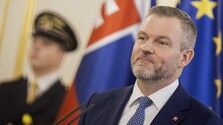 Peter Pellegrini chce vrátiť riadne prijímanie zákonov. Dva z nich s nesúvisiacimi prílepkami vrátil do parlamentu
