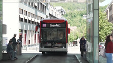 Bez cieľovej destinácie a cestovného poriadku: Vo Švajčiarsku jazdí autobus, ktorý núti ľudí spomaliť