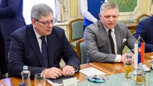 Vláda prerokuje nový Občiansky zákonník. Na rokovaní Hospodárskej a sociálnej rady SR prešiel zákon bez pripomienok