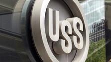 Odbory a U. S. Steel Košice sa dohodli: Zamestnanci si okrem zvýšenia platov vyrokovali aj ďalšie sociálne benefity