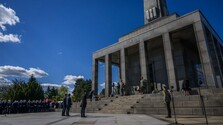 Slovensko si pripomenulo 81 rokov od víťazstva nad fašizmom. Pietne podujatia sa konali po celej krajine