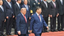 Čínsky prezident Si Ťin-pching v Pekingu prijal šéfa Bieleho domu Donalda Trumpa, hovorili o lepších vzťahoch oboch veľmocí