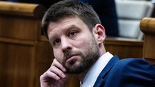 Prieskum Focus: PS preferencie klesli, Smeru narástli, rozdiel medzi najsilnejšími stranami je minimálny