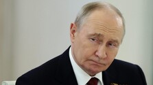 Vojna na Ukrajine sa chýli ku koncu, povedal novinárom Vladimir Putin. Verí v obnovu vzťahov so západnými krajinami