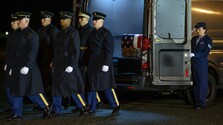 Rozhodnutie USA zastaviť príchod tisícov vojakov do Poľska vyvolalo medzi spojencami obavy, môže to údajne posmeliť Moskvu