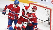 Carolina je bližšie k finále NHL. Montreal opäť zlomila v predĺžení a ujala sa vedenia v sérií