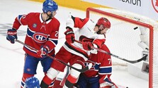 Carolina je bližšie k finále NHL. Montreal opäť zlomila v predĺžení a ujala sa vedenia v sérií